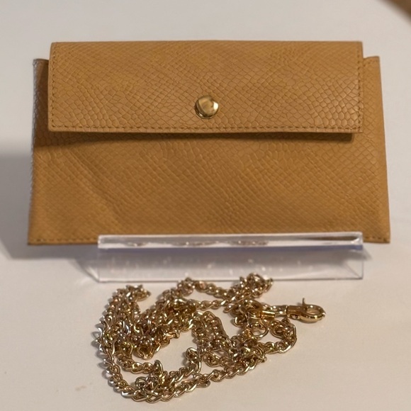 By Anthropologie Mini Crossbody W Removable Card Holder Purse Camel Gold Chain - Picture 15 of 16
